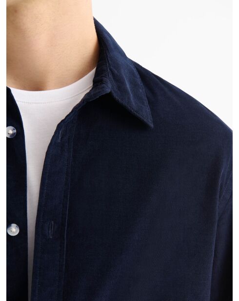 Slimshirt aus gewaschenem indigoblauem Samt