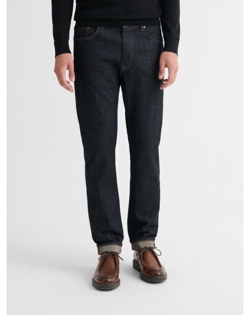 Reguläre Jeans aus rohem Denim