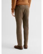 Slanke broek met karamel en chevronpatroon 3