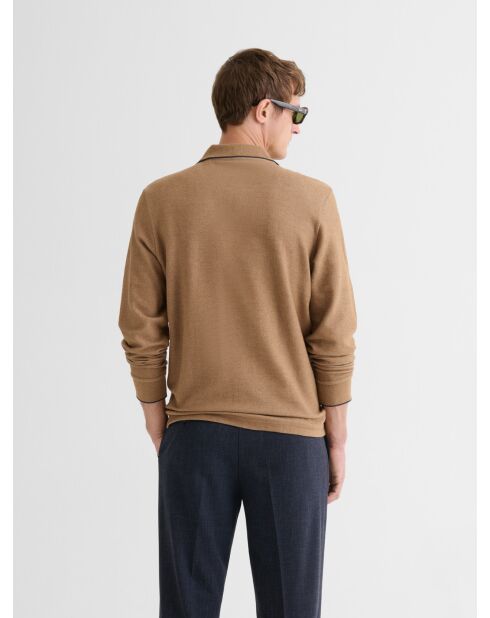 Polo col ouvert camel 2