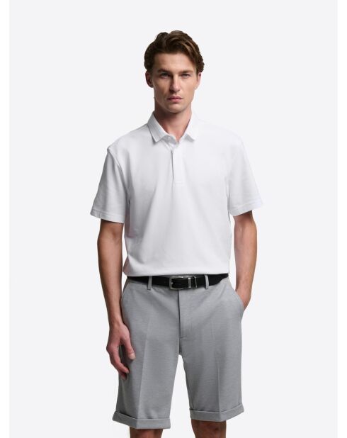 Polo boutonné en coton premium blanc