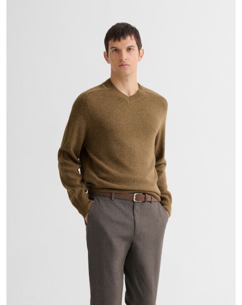 Maglione con scollo a V in misto lana nocciola