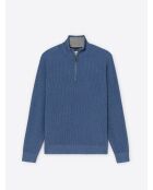 Maglia blu con collo a imbuto in viscosa certificata