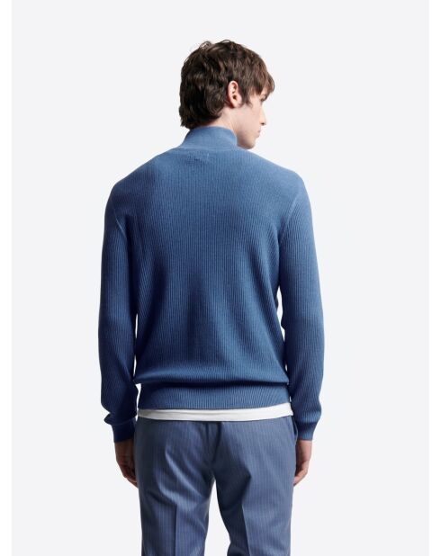 Maglia blu con collo a imbuto in viscosa certificata