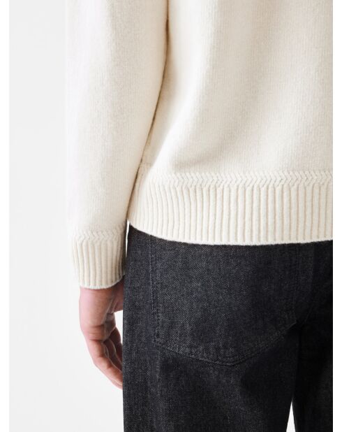 L'Atelier beigefarbener Pullover mit 2 offenen Polokragen