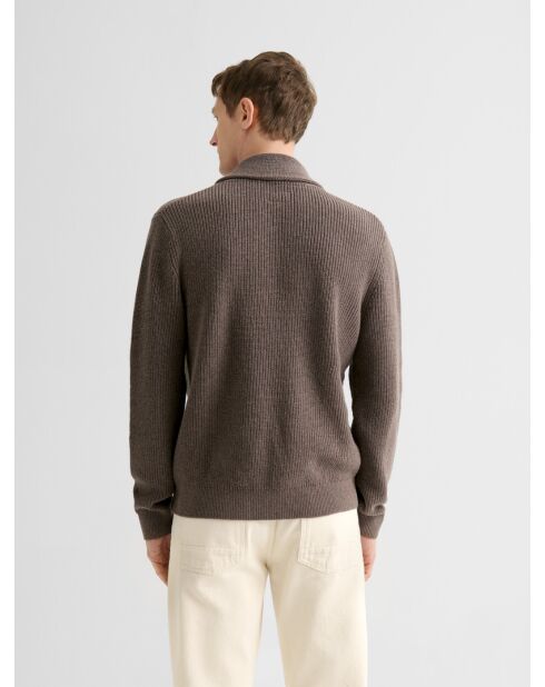 Taupefarbener Pullover aus Baumwolle mit Schalkragen 2