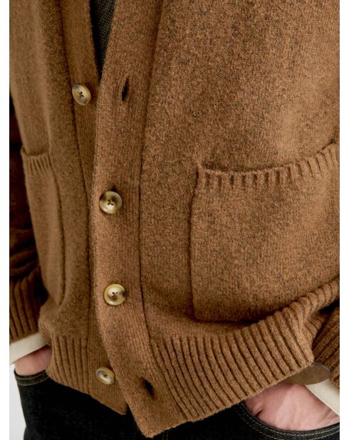 Cardigan boutonné en jersey caramel 3