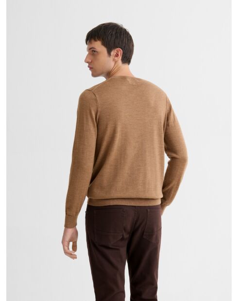 Kamelfarbener Pullover mit V-Ausschnitt aus Merinowolle