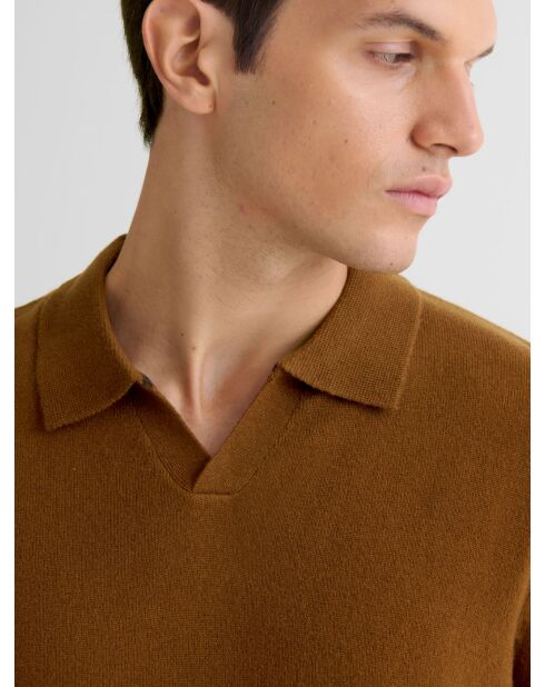 Karamellfarbener Pullover mit offenem Ausschnitt aus Wolle und Cashmere