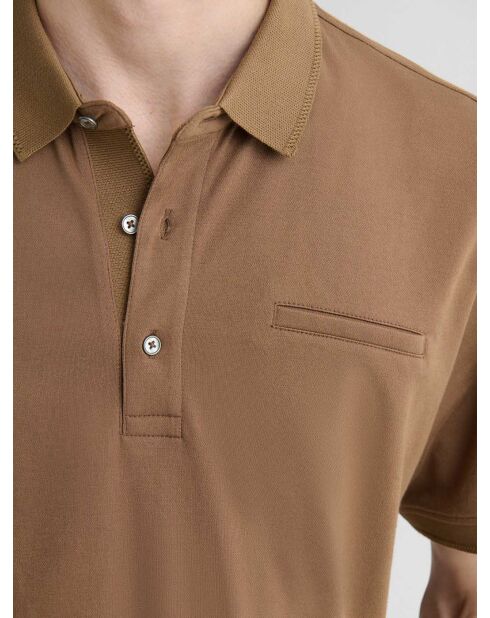 Polo boutonné marron acajou