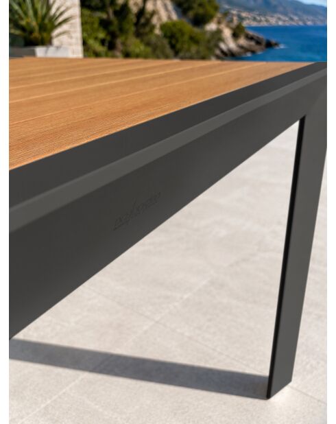 Tonga tuintafel in aluminium en polywood blad in antracietgrijze houtlook - 120x80 cm