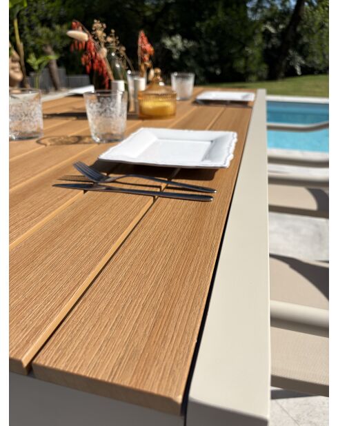 Ensemble table de jardin Tonga en aluminium et plateau polywood aspect bois et 4 fauteuils Sumba grège- 5 pièces