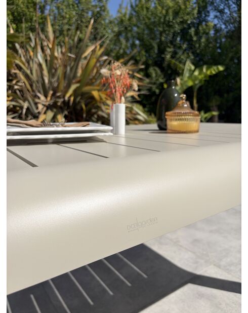 Hanoi Gartentisch aus grauem Aluminium - 220x100 cm
