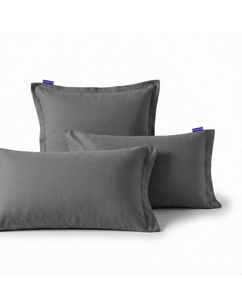 2 dunkelgraue Basic Kissenbezüge aus Baumwolle