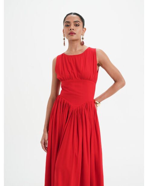 Nora rotes Kleid