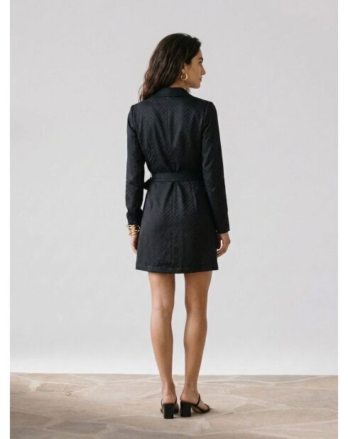 Schwarzes langärmliges Kurzkleid