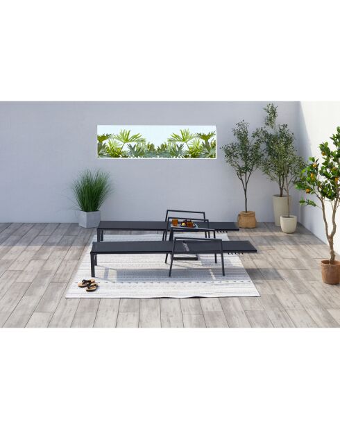 Lot de 2 transats et une table d'appoint Parivo noir - 3 pièces