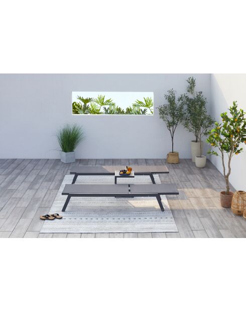 Lot de 2 transats et une table d'appoint Nelina gris et noir - 3 pièces