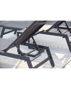 Lot de 2 transats et une table d'appoint Nelina gris et noir - 3 pièces