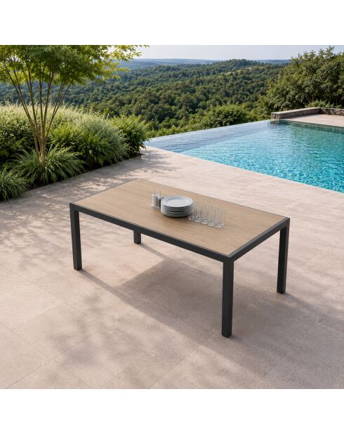 200 cm großer Gartentisch aus Aluminium mit Tischplatte aus gehärtetem Glas mit Holzeffekt in Ferrara-Grauer Holzoptik — 205 x 100 x 75 cm