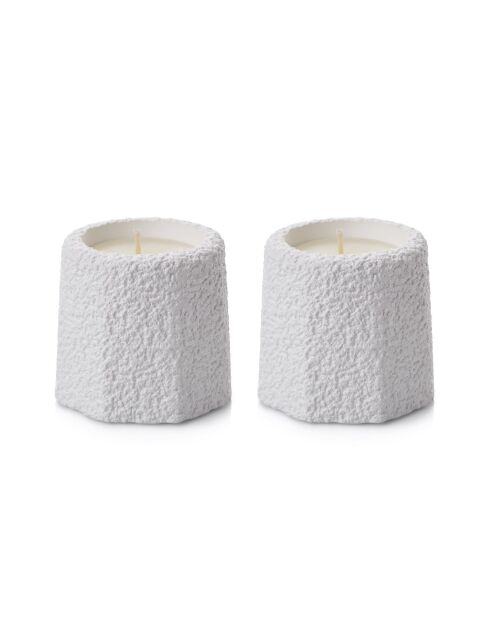 2 Stück weiße Taseda-Kerzen - 7x9x9 cm