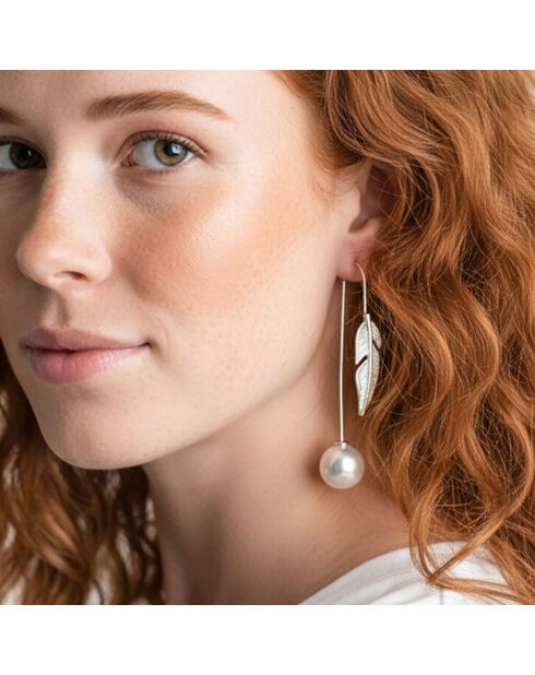 Zilver/witte oorbellen Petra