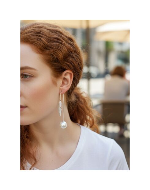 Zilver/witte oorbellen Petra