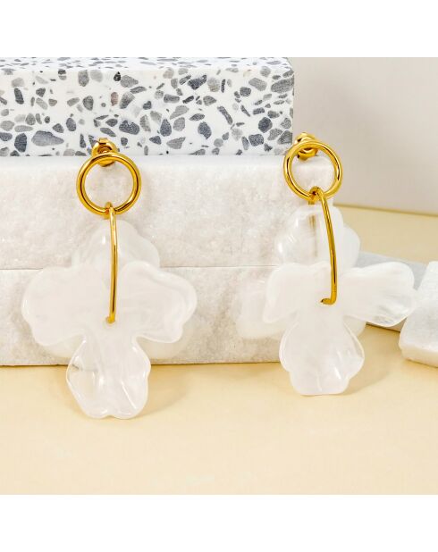 Petals Of Love goud/witte oorbellen