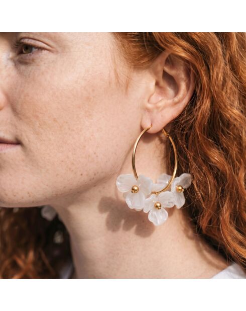 Lila Bouquet Steel goud/witte oorbellen