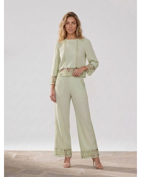 Mandelgrüne Tevy-Bluse