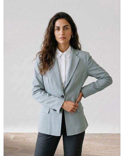 Jas van wolmix met blauw/grijze luxe knoop