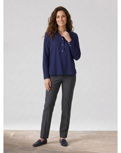Blusa azul marino Bonita
