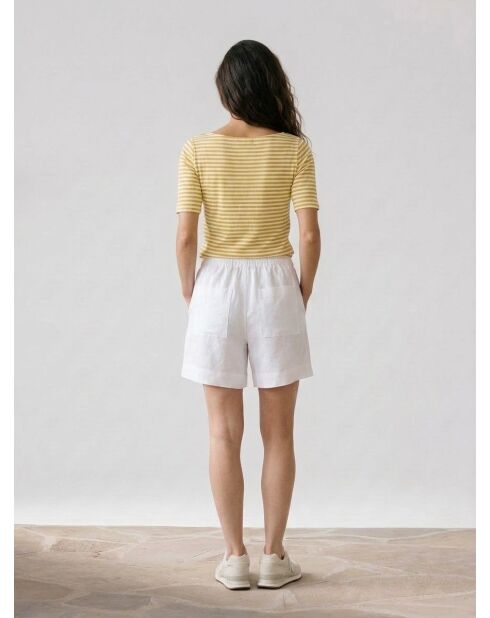 Gele gestreepte T-shirt met korte mouwen en vlammen