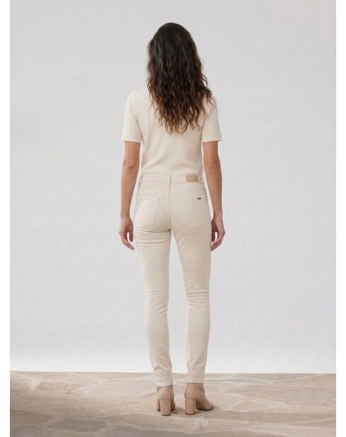 Natürliche Scarlett Scarlett Slim-Jeans