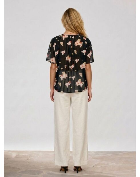Bluse mit V-Ausschnitt im Pflaumendesign