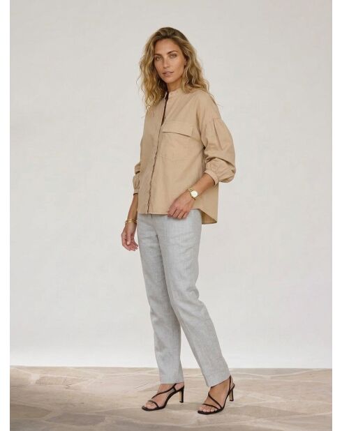 Camisa beige mediana con bolsillo con cuello Mao