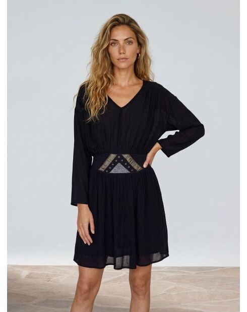 Robe Anvil noire