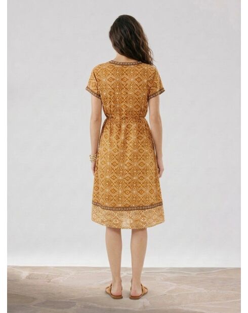 Vestido Soraya de longitud media con estampado ocre