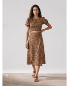 Milana Wickelrock mit braunem Tierprint