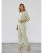 Mandelgrüne Tevy-Bluse