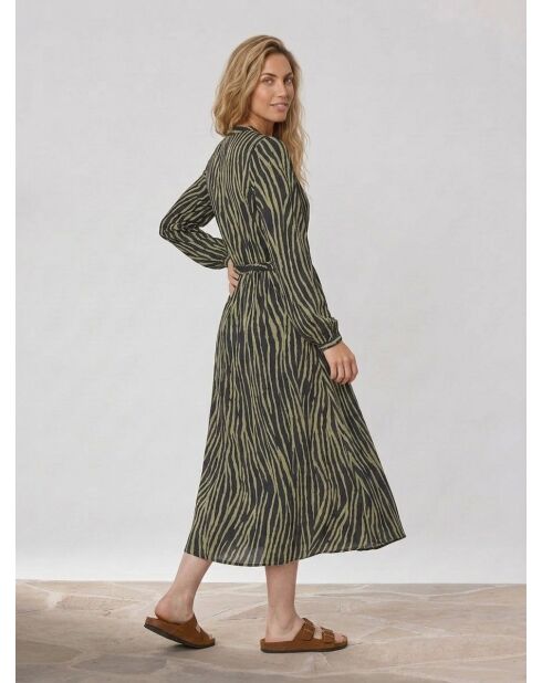Langes Leo Kleid mit khakifarbenem Tiermuster
