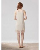 Beiges Kleid mit Spitzensockel
