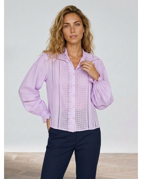 Bluse aus 100% Bio-Baumwolle mit hellvioletter Stickerei