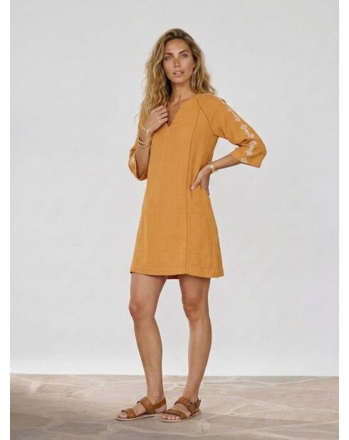 Rio ockerfarbenes Kleid