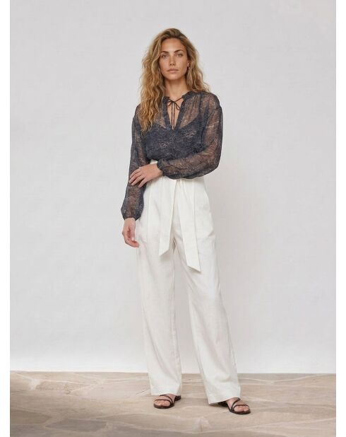 Blusa Elene con tinta granítica