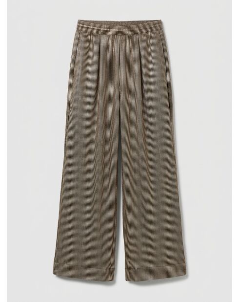 Goldene Oggy-Hose
