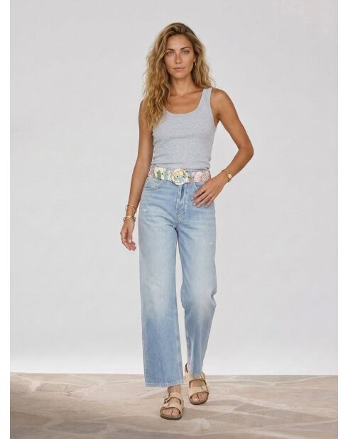 Mittelblaue, lockere Jeans