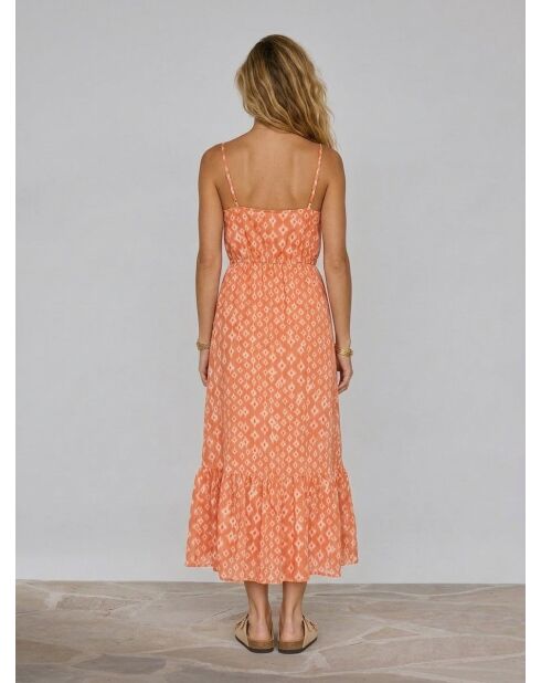 Lange en soepelvallende jurk met oranje print