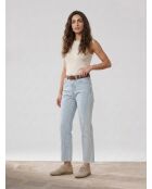 Hellblaue Boyfriend-Jeans mit kurzen Nähten