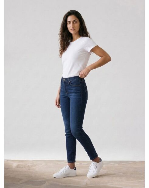 712 Slim blaue Jeans